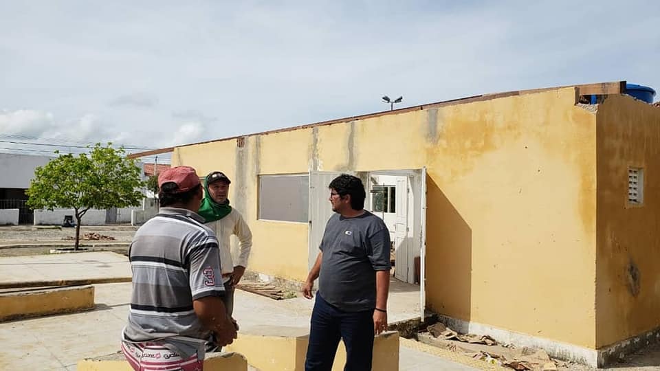 Presidente da Câmara de Vereadores de Florânia visitou obra que está sendo revitalizada através de um requerimento de sua autoria.